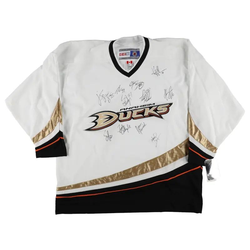 2006-07 Anaheim Ducks Stanley Cups Champs Team Signed Jersey Beckett COA
