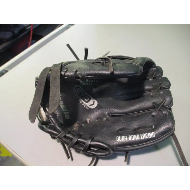 Used Franklin Ready To Play 8.5 Glove - RHT