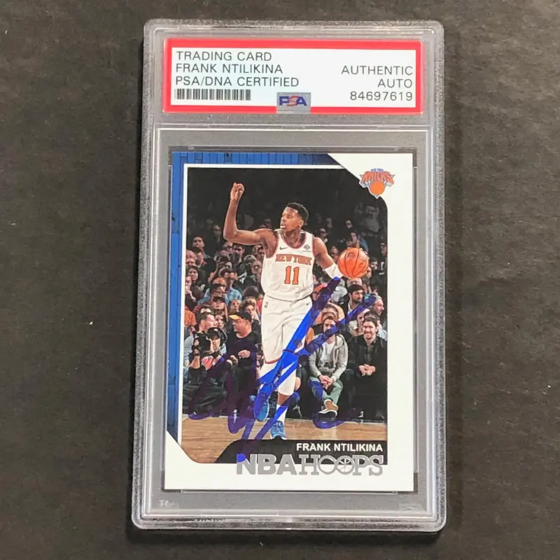 2018-19 NBA Hoops #68 Frank Ntilikina Signed Card AUTO PSA Slabbed Knicks