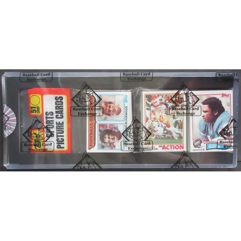 1982 Topps Football Unopened Rack Pack (Payton In Action Top) (BBCE)
