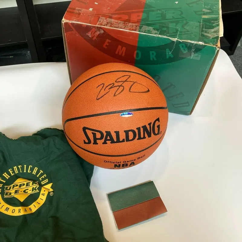 LeBron James Signed Spalding Official Game Basketball With UDA Upper Deck COA