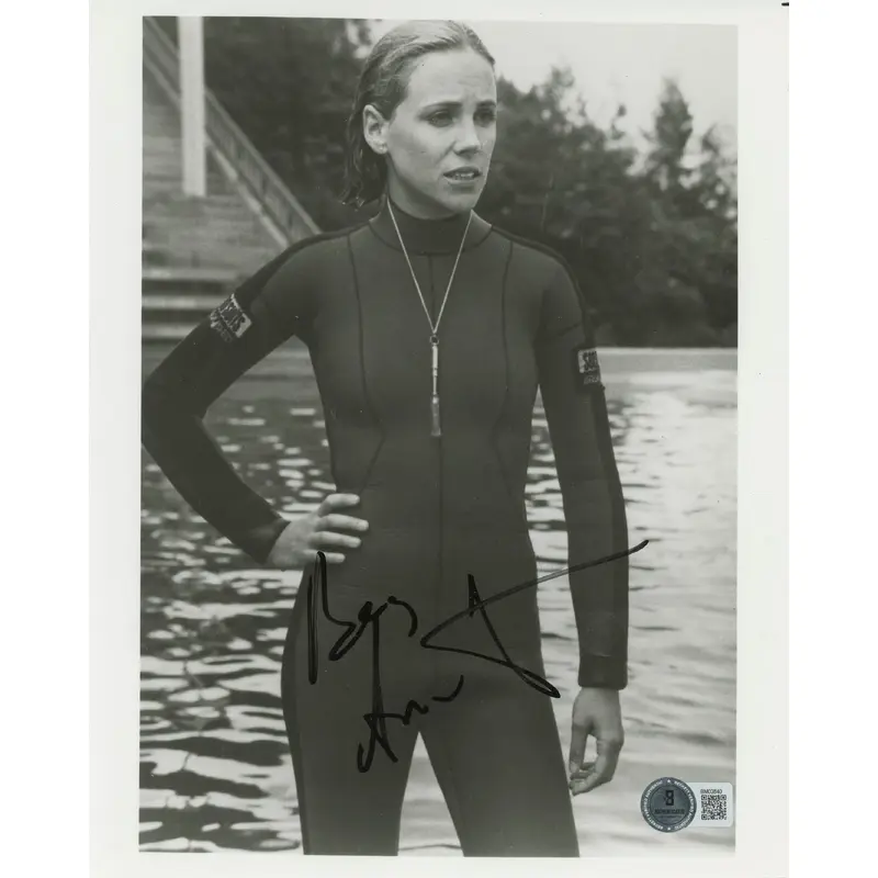 Bess Armstrong Jaws 3 Authentic Signed 8x10 Photo Autographed BAS #BM03840