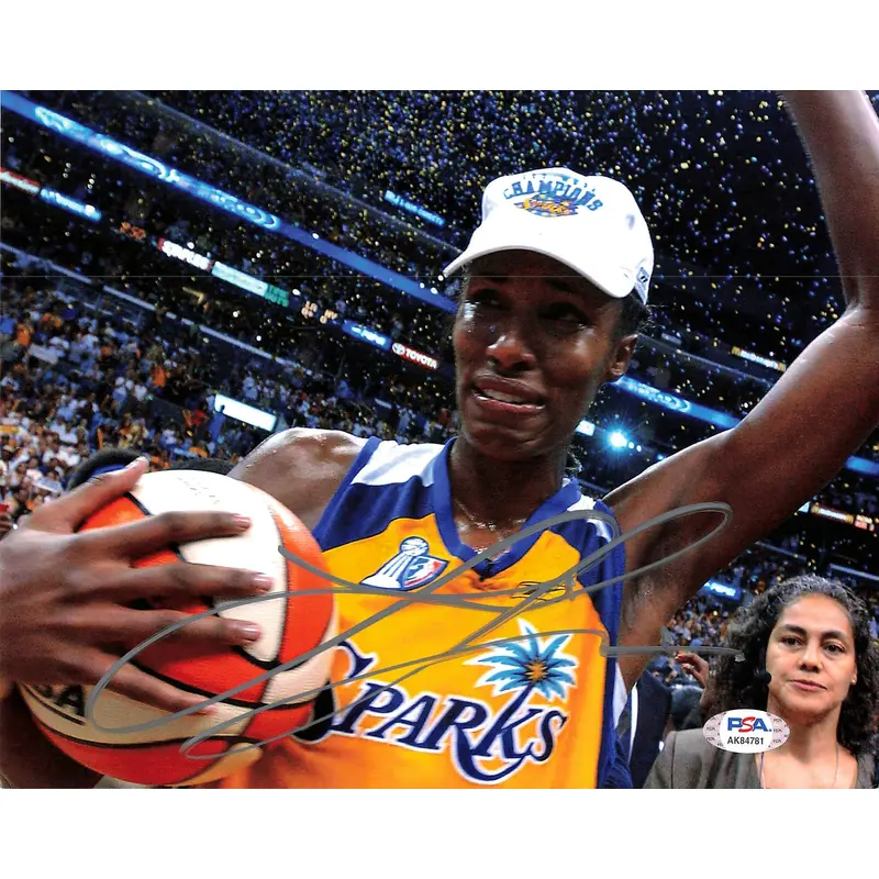 Lisa Leslie Signed 8x10 Photo PSA/DNA Autographed Los Angeles Sparks