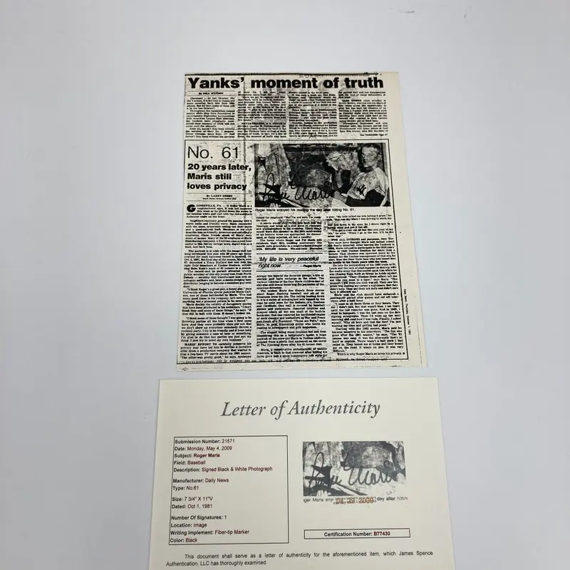Roger Maris Signed 61 Home Run Newspaper Photo With JSA COA