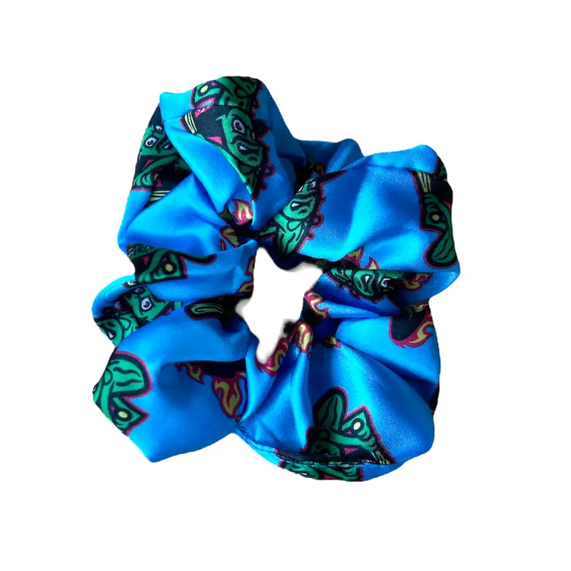 Los Pepinillos Picantes del Norte Scrunchie