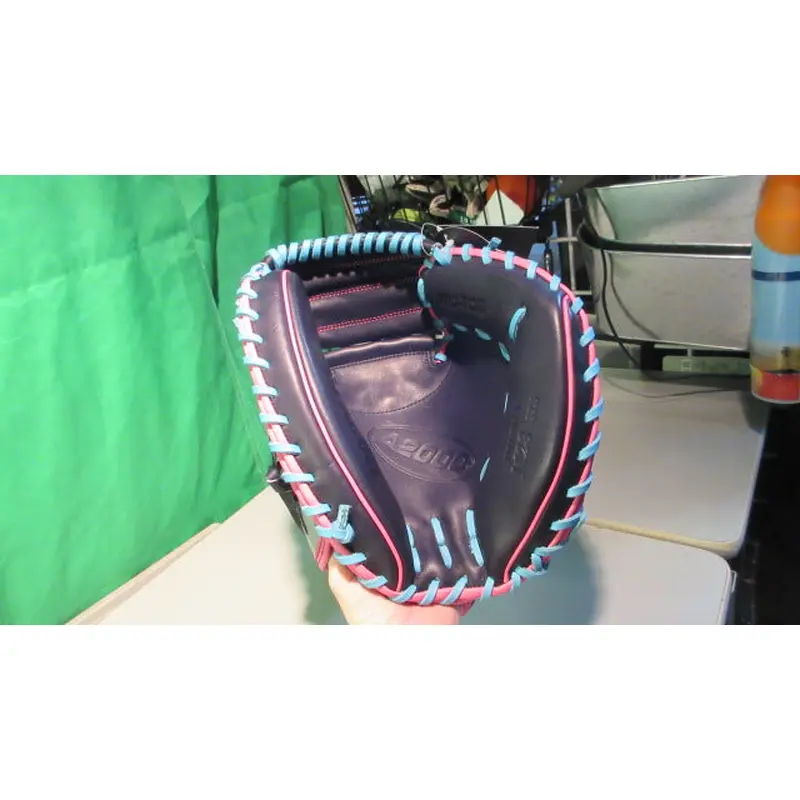 New Wilson A2000 M23 33.5" Catcher's Mitt / Glove