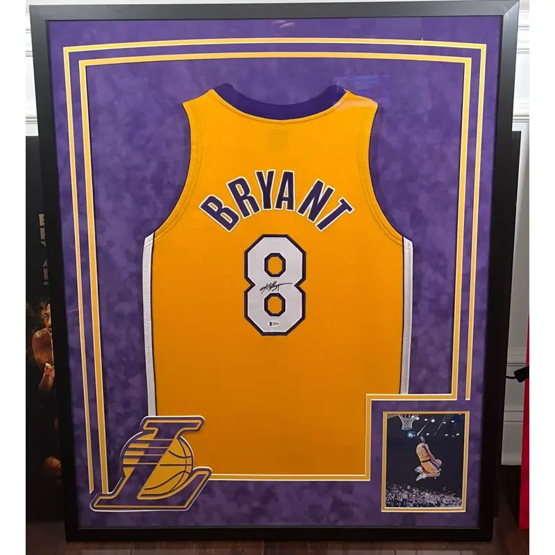 Kobe Bryant Signed 2000-01 Game Issued Los Angeles Lakers Jersey Beckett