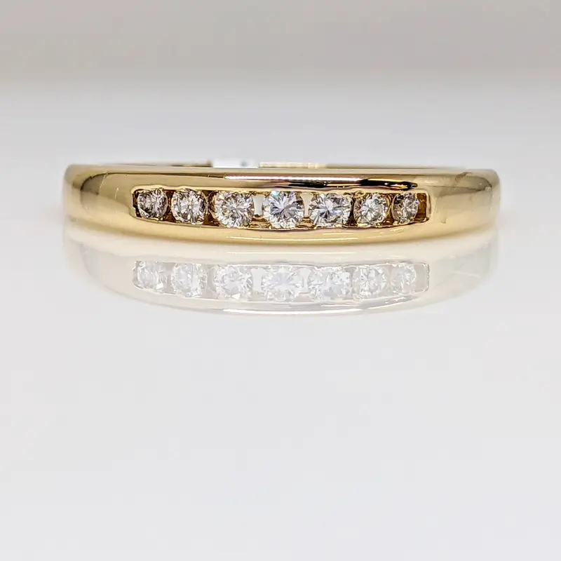 14K .15 CARAT TOTAL WEIGHT SI1 I DIAMOND ROUND (7) CHANNEL SET ESTATE BAND 3.0 GRAMS