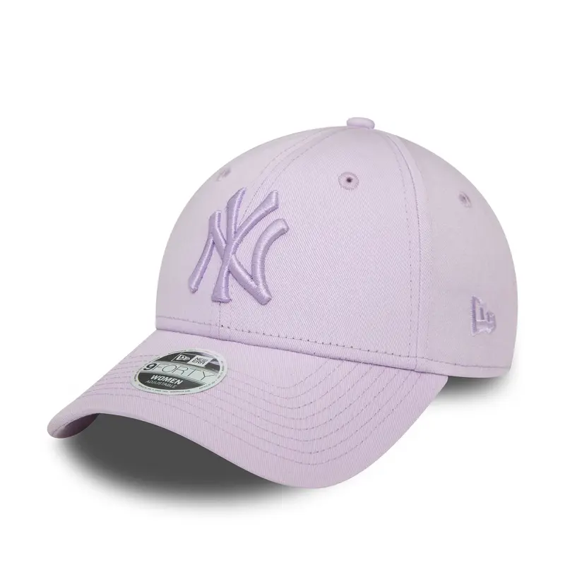 New York Yankees Womens League Essential Lilac 9FORTY Adjustable Cap