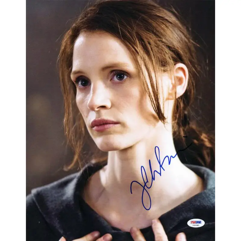 Jessica Chastain Zero Dark Thirty Signed Authentic 11X14 Photo PSA/DNA #V20381