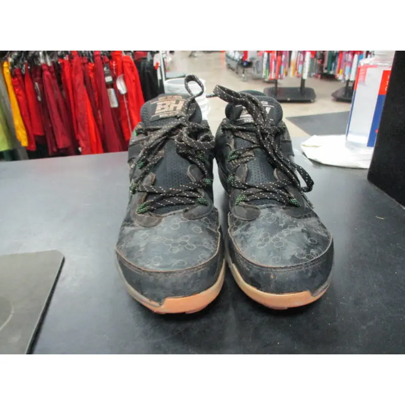 Used Under Armour Out Of Here Size Youth 6 Cleats