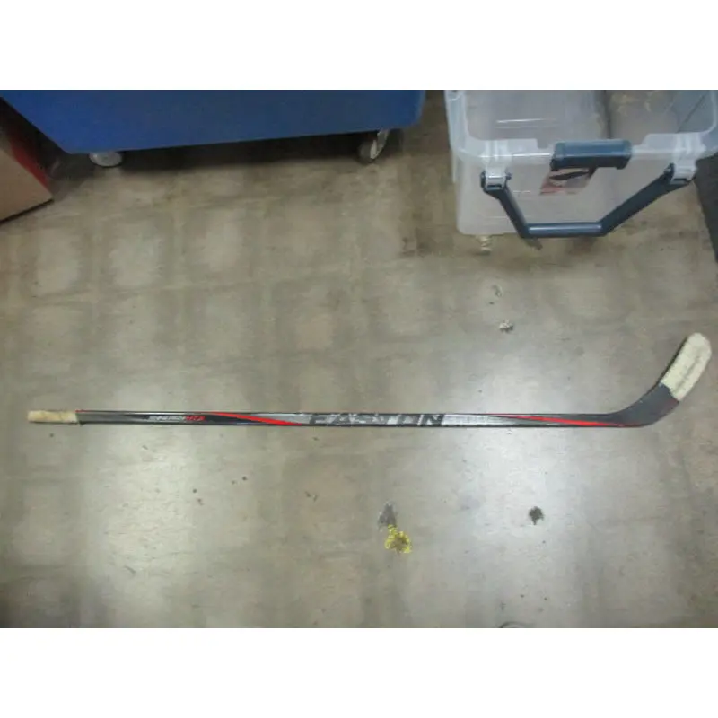 Used Easton Synergy HTX Hockey Stick 63" RH
