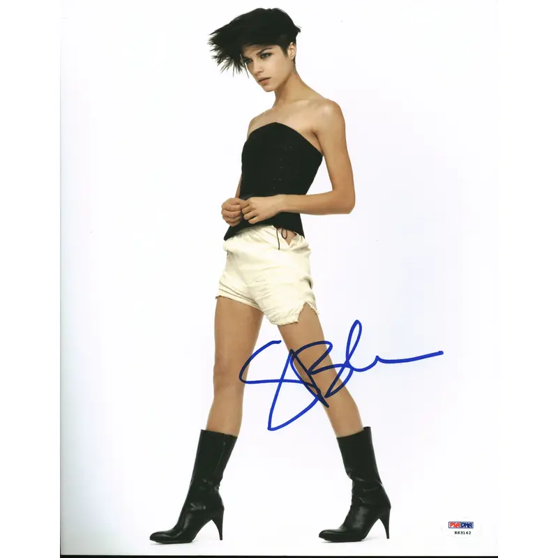 Selma Blair Cruel Intentions Authentic Signed 11x14 Photo PSA/DNA #K63142