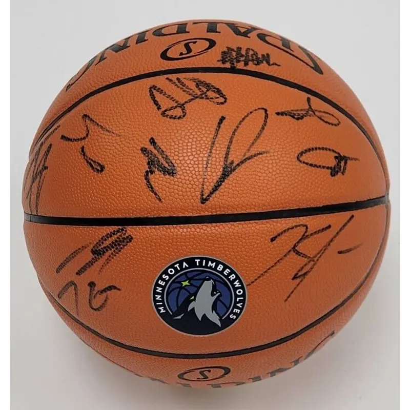 2016-17 Minnesota Timberwolves Team Signed Basketball Beckett COA