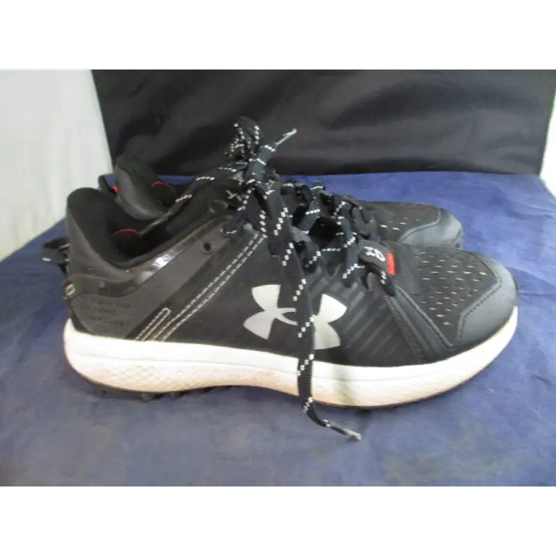 Used Under Armour Charged Turf Cleats Size 4