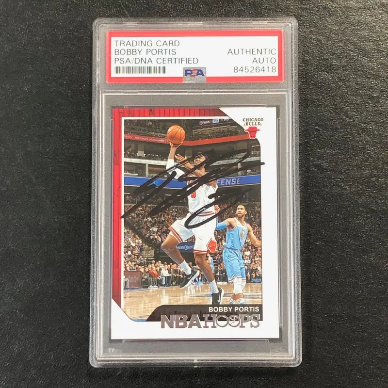 2018-19 NBA Hoops #194 Bobby Portis Signed Card AUTO PSA Slabbed Bulls