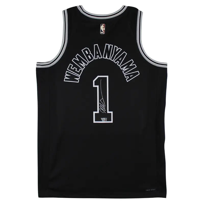 Spurs Victor Wembanyama Signed Black Nike Jersey w/ Black #s Fanatics