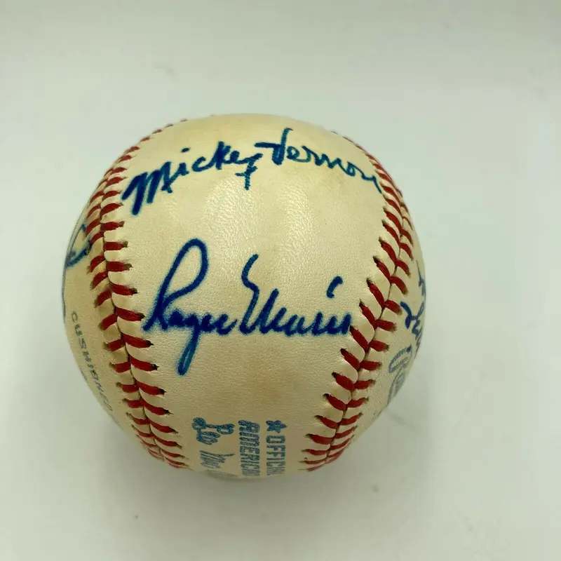Roger Maris Joe Dimaggio Yogi Berra New York Yankees Legends Signed Baseball JSA