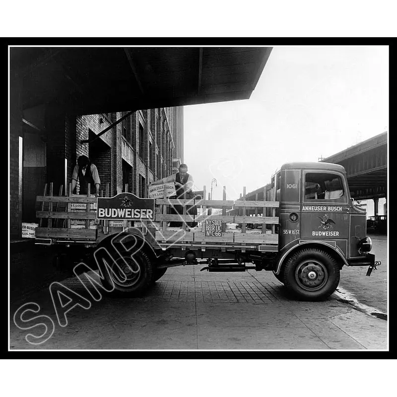 Budweiser Beer Truck 8X10 Photo - 1940's New York - 2223