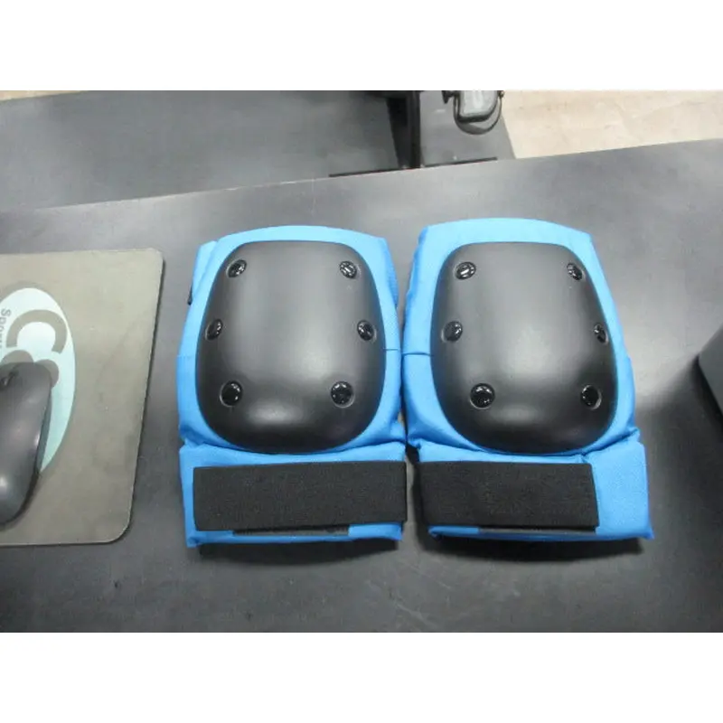 New Black/Blue Skate Knee Pads Size XL