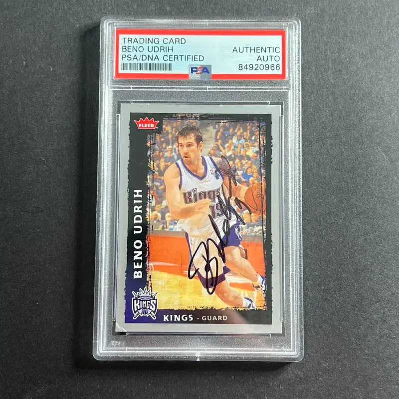 2008-09 NBA Fleer #170 Beno Udrih Signed Card AUTO PSA Slabbed Kings