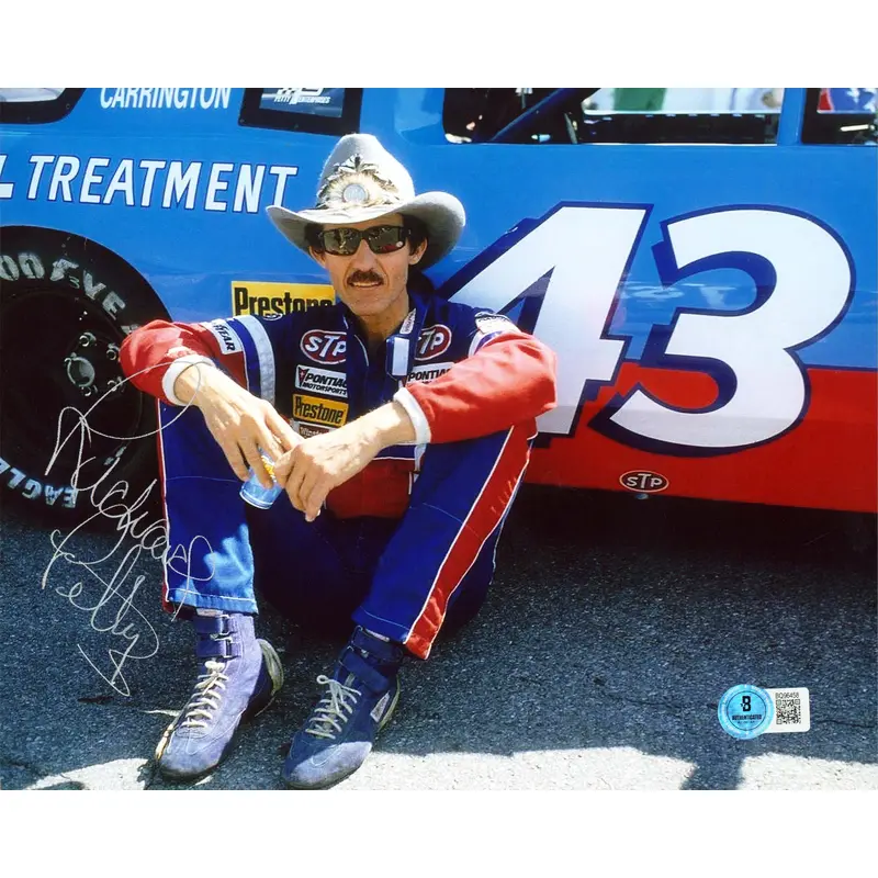 NASCAR Richard Petty Authentic Signed 8x10 Horizontal Photo BAS #BQ96458
