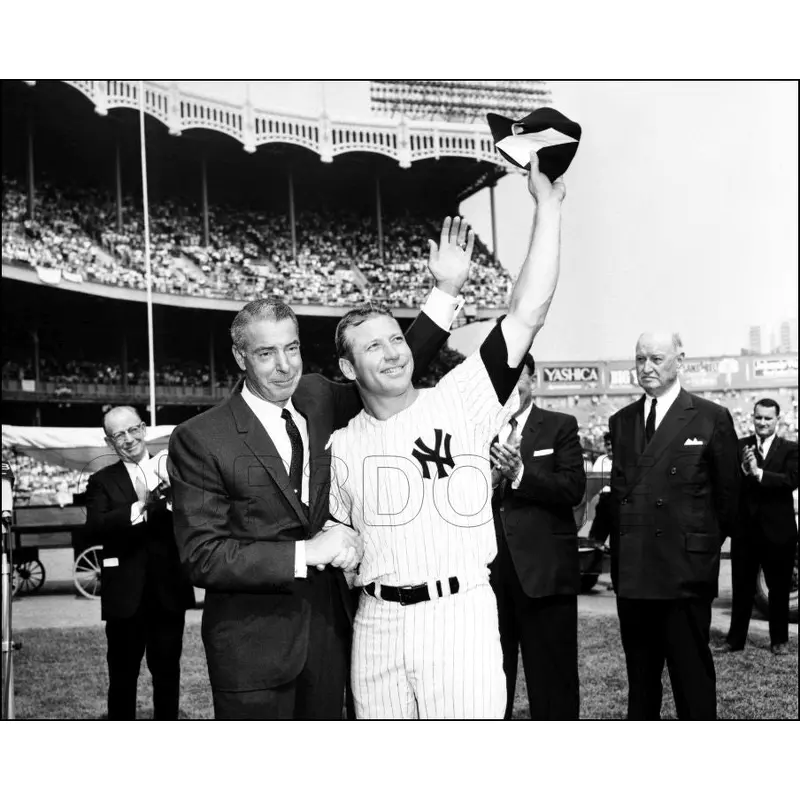 Mickey Mantle Joe Dimaggio 8X10 Photo - New York Yankees - 1882