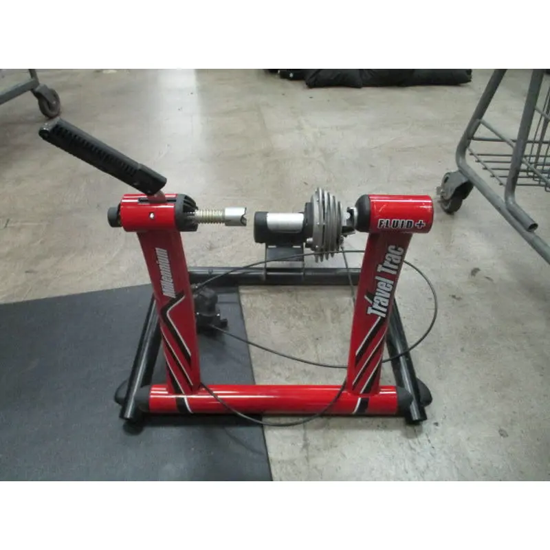 Used Travel Trac Fluid + Bicycle Trainer