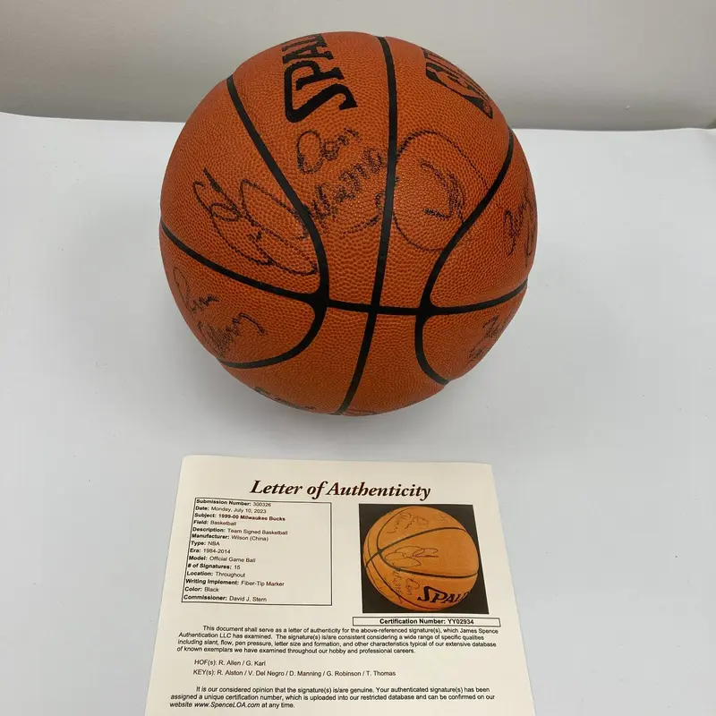 Ray Allen 1999 Milwaukee Bucks Team Signed Spalding NBA Game Basketball JSA