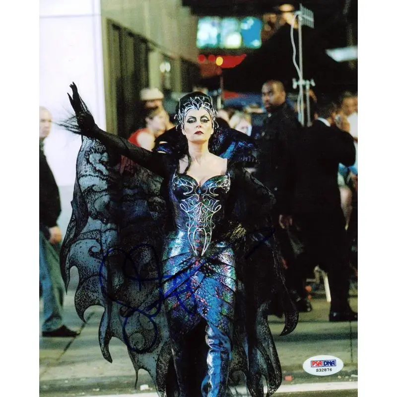 SUSAn Sarandon Enchanted Signed Authentic 8X10 Photo Autograph PSA/DNA #S32876