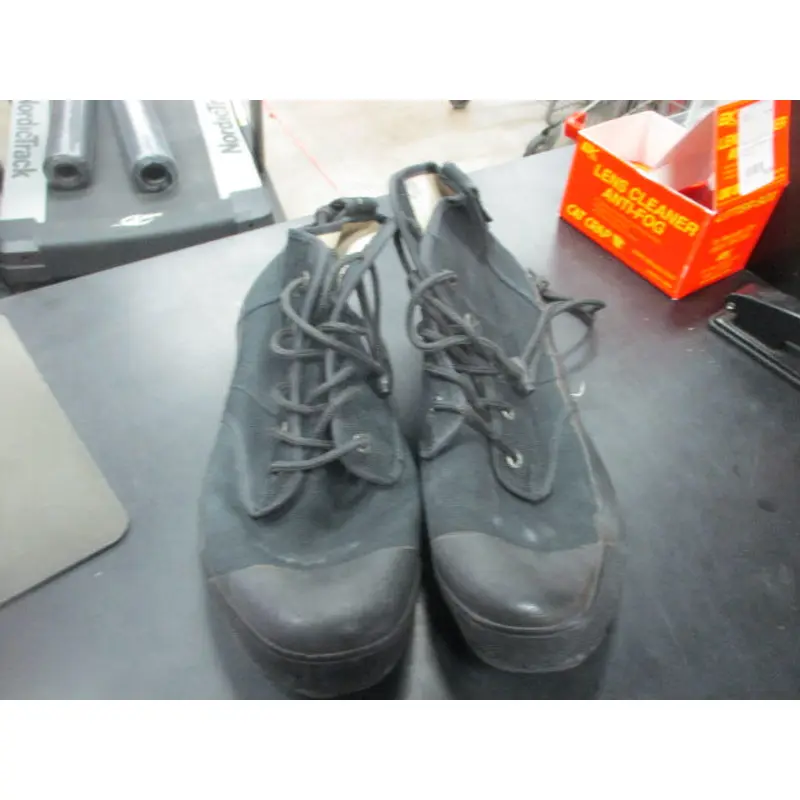 Used DUI Rock Boot Size 11