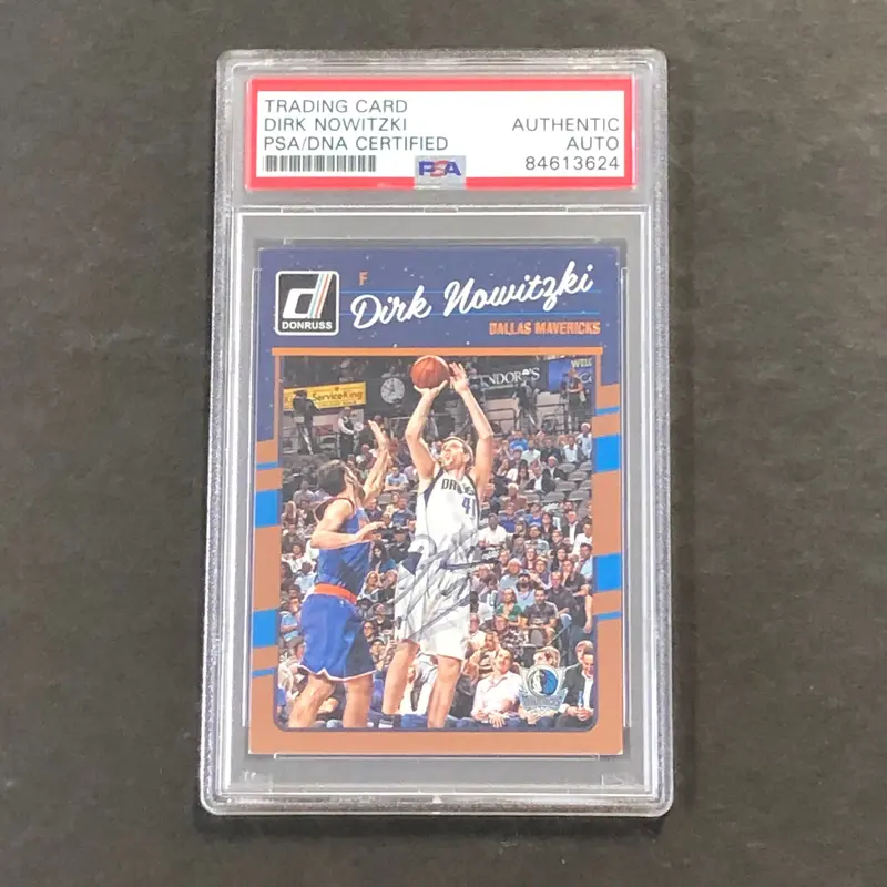 2016 Donruss #77 Dirk Nowitzki Signed AUTO Card PSA/DNA Slabbed Autographed Mavericks