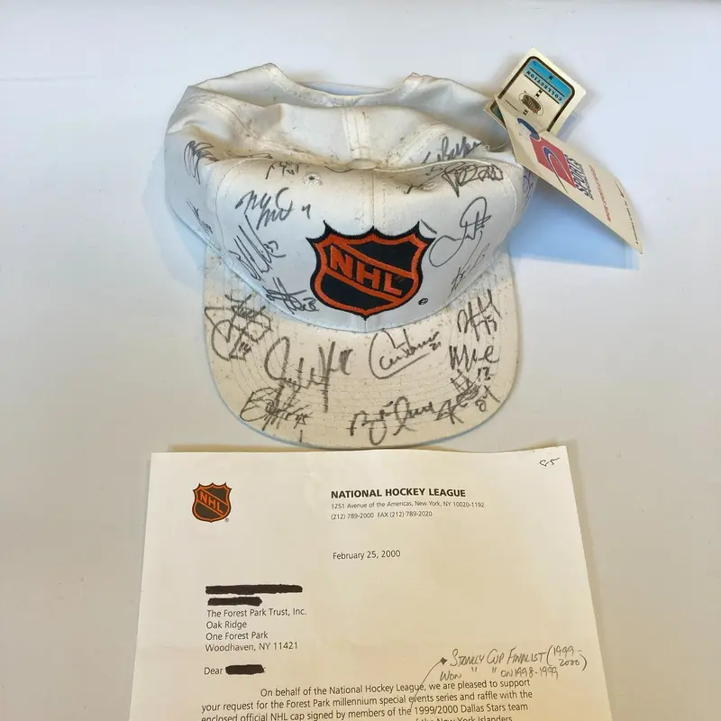 1999-2000 Dallas Stars Pacific Champions Team Signed Hat With NHL COA