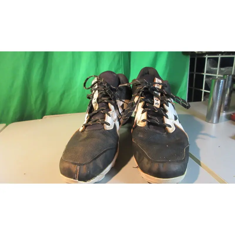 Used Under Armour Leadoff Low RM Men's Size 13 Baseball Cleat