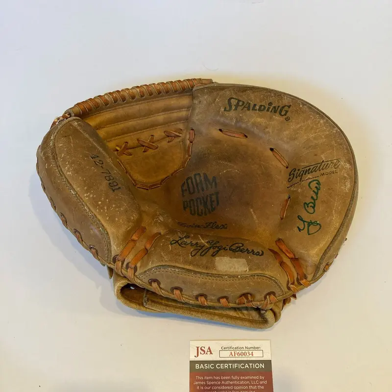 1950's Yogi Berra Signed Spalding Game Model Baseball Glove Catcher's Mitt JSA